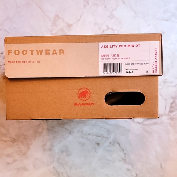 NIB NWT men's 8 Mammut Aegility Pro sneakers - Picture 2 of 2